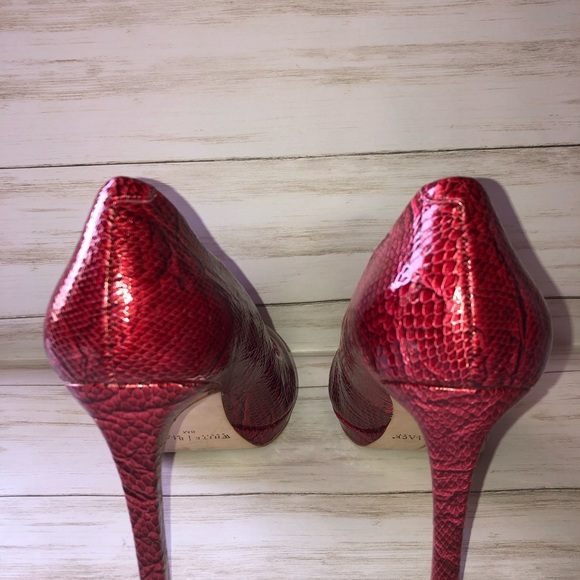 Heels - Picture 3 of 7